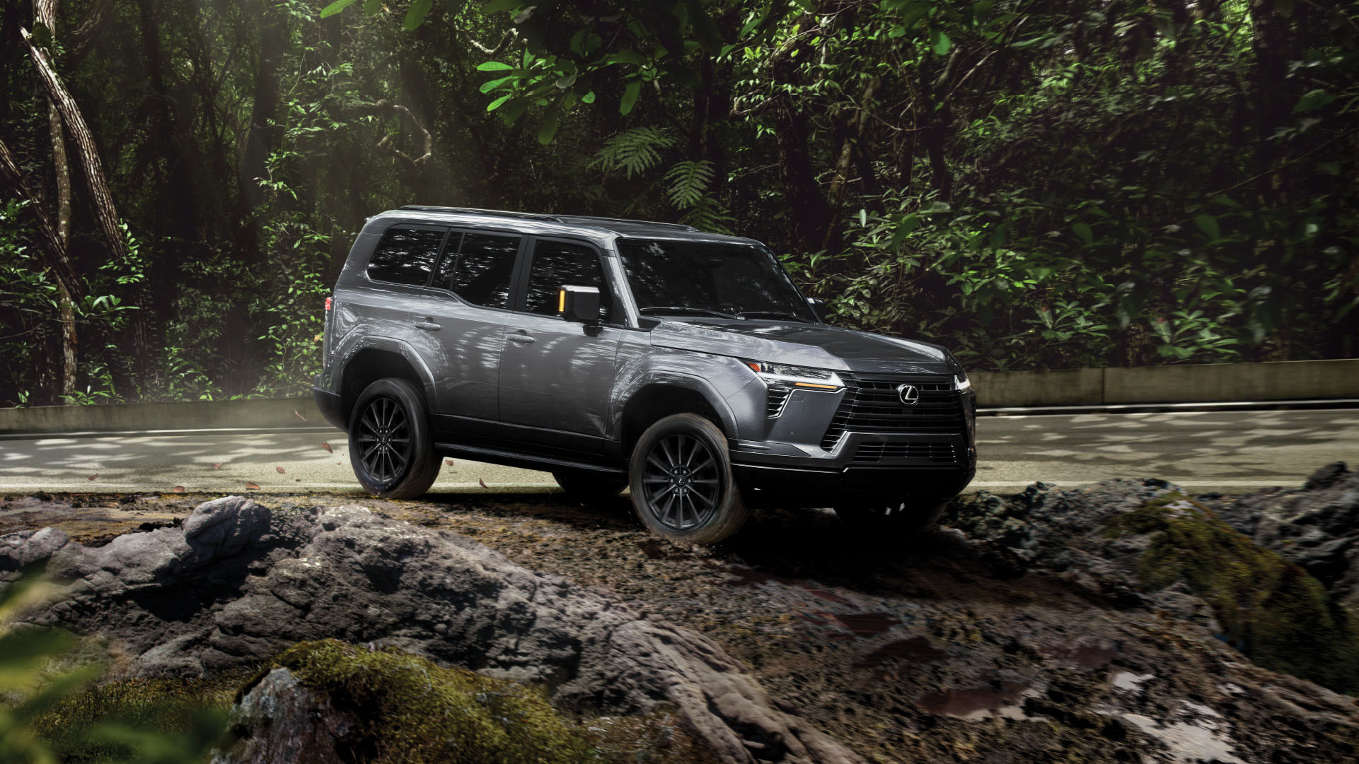 Lexus GX 550 - Đẳng cấp trên mọi địa hình